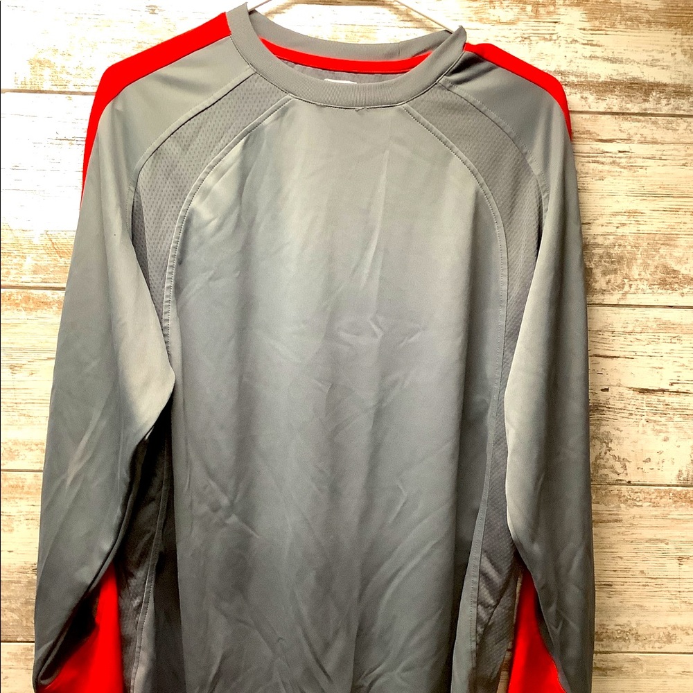 Fitness Gear - L/S Layering Shirt - Sz Large